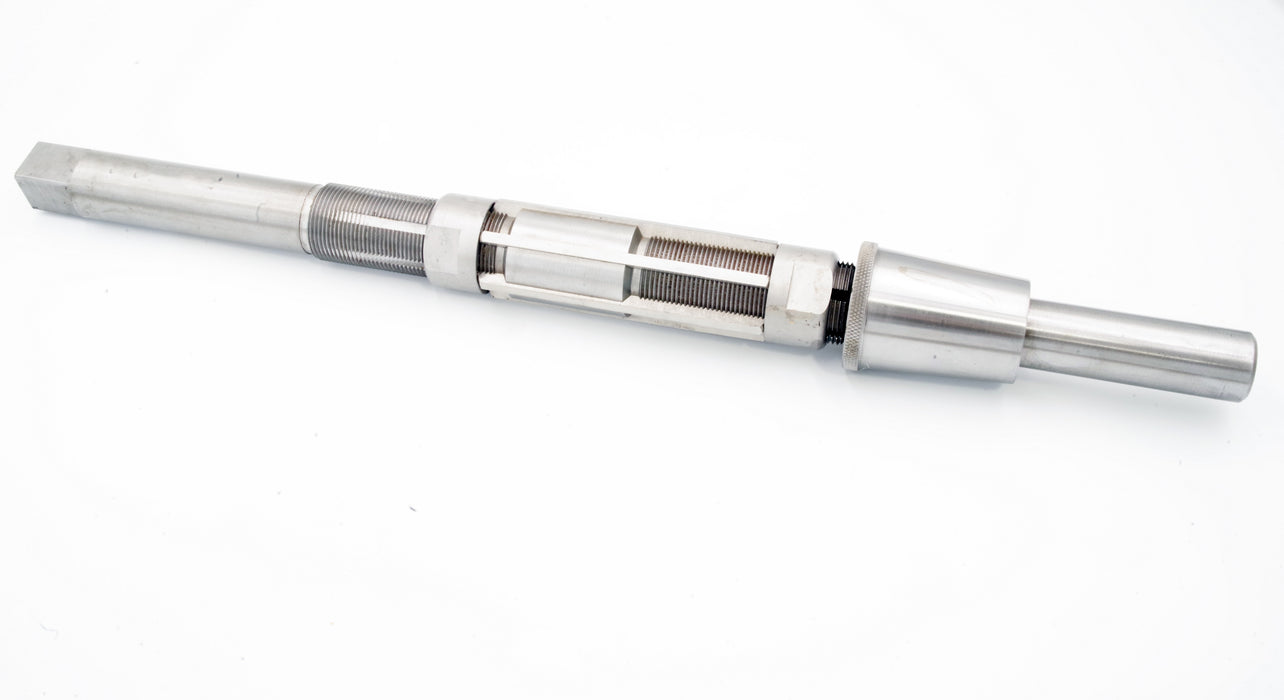 09330 Chadwick & Trefethen Carbon Straight LP Reamer Size 33